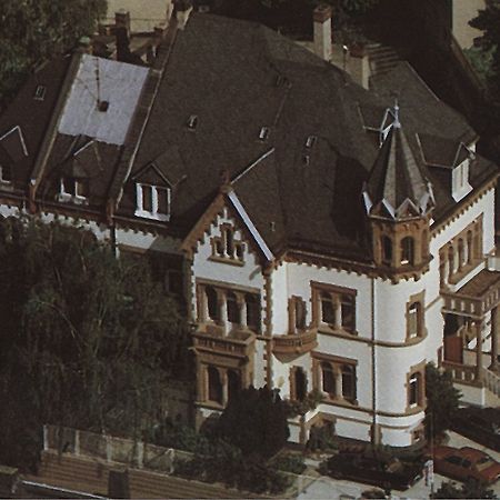 Hotel Am Berg Франкфурт-на-Майне Экстерьер фото