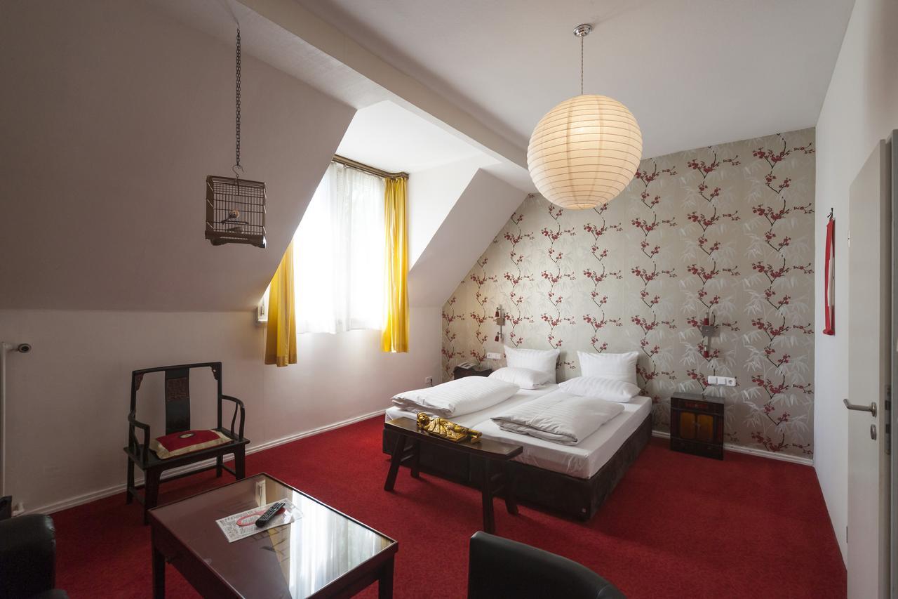 Hotel Am Berg Франкфурт-на-Майне Экстерьер фото