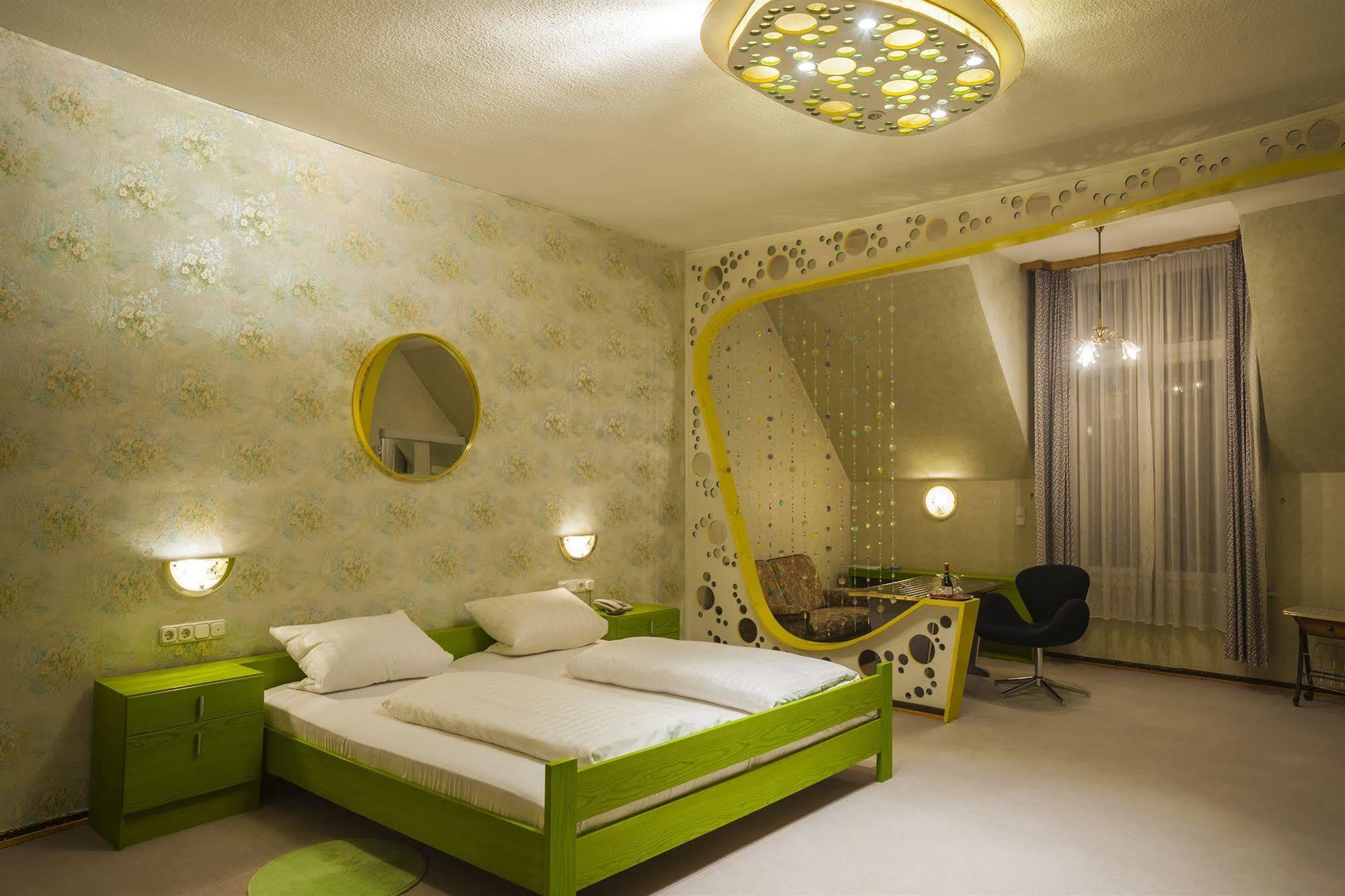 Hotel Am Berg Франкфурт-на-Майне Экстерьер фото